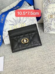 Dior-  jolie freesia card holder