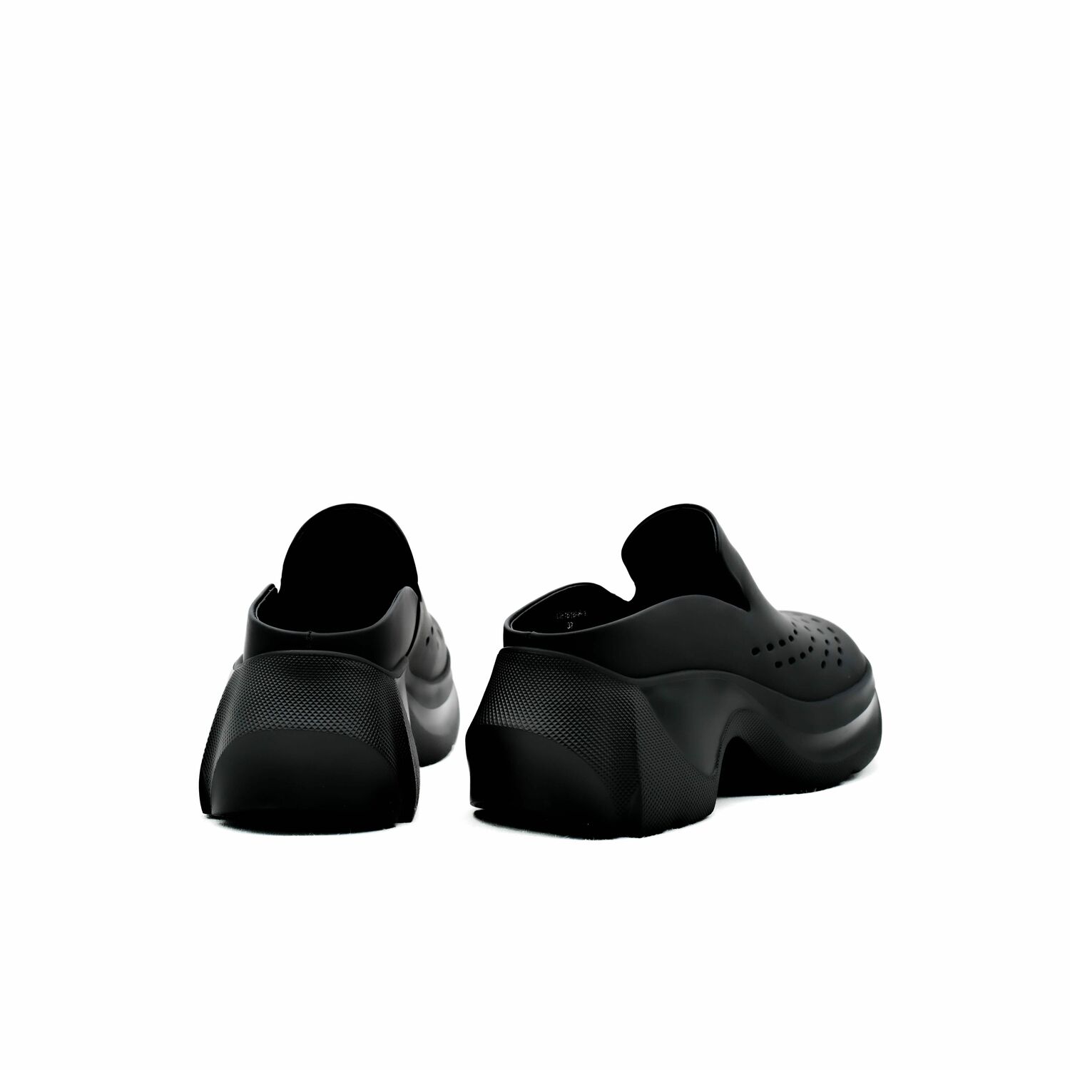 CINDY C ERIC WOMEN SLIPPERS