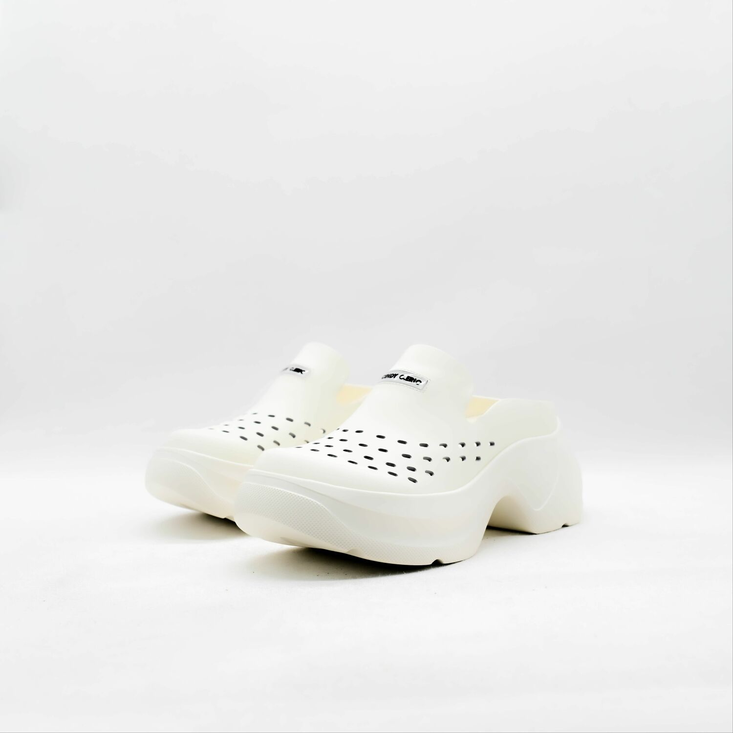 CINDY C ERIC WOMEN SLIPPERS