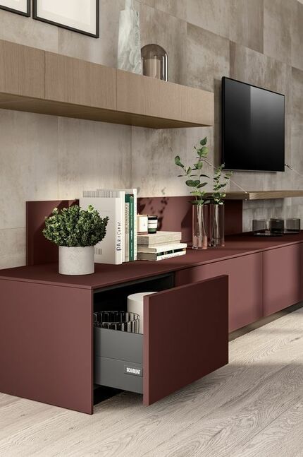 U399 PM Garnet Red
