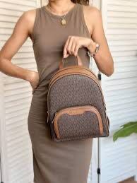 Michael kors үүргэвч