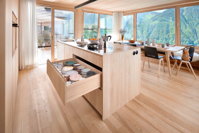 MOVENTO шургуулганы зам