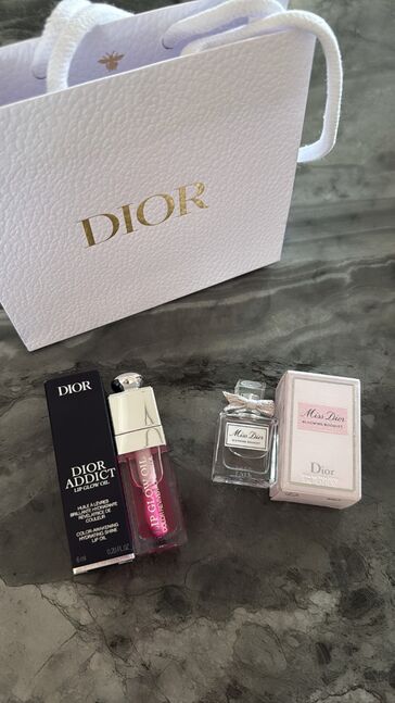 Dior glow oil💄+blooming bouquet 5ml set