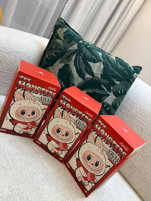 Pop mart monsters