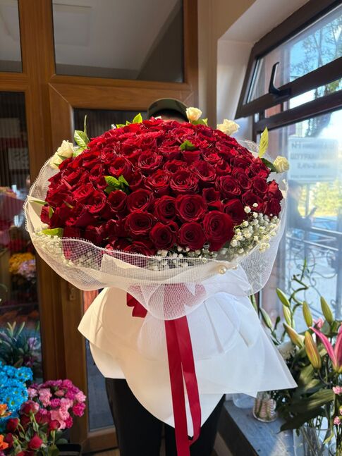 99 red rose 