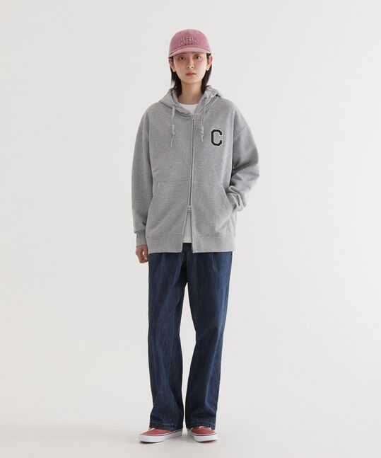 C LOGO HOOD ZIP-UP