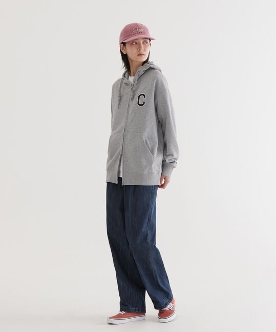 C LOGO HOOD ZIP-UP