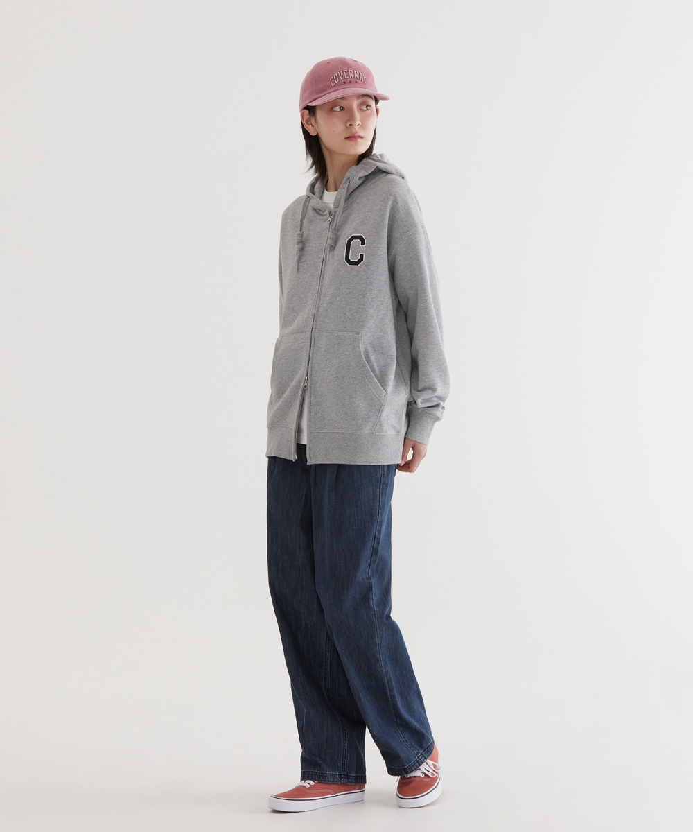 C LOGO HOOD ZIP-UP