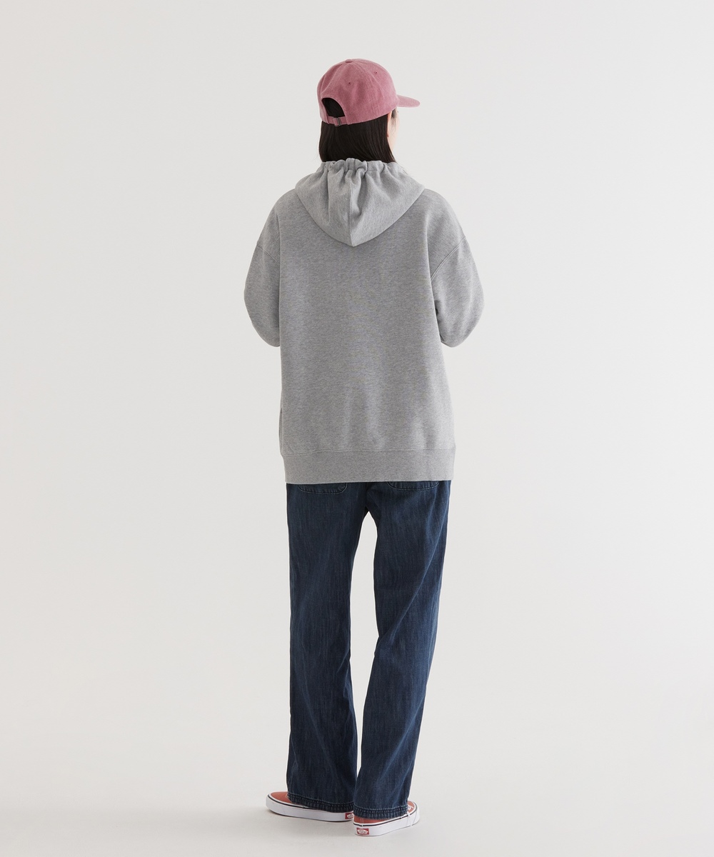 C LOGO HOOD ZIP-UP
