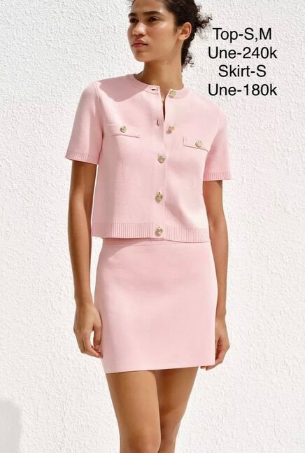 Knit short sleeve top knit mini skirt