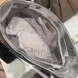 Micheal kors мөнгөлөг цүнх