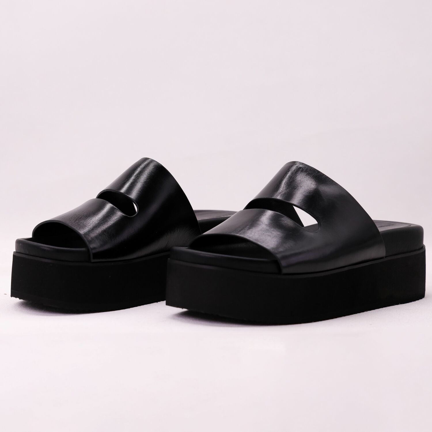 CINDY C ERIC WOMEN SLIPPERS