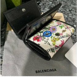 Gucci balenciaga 
