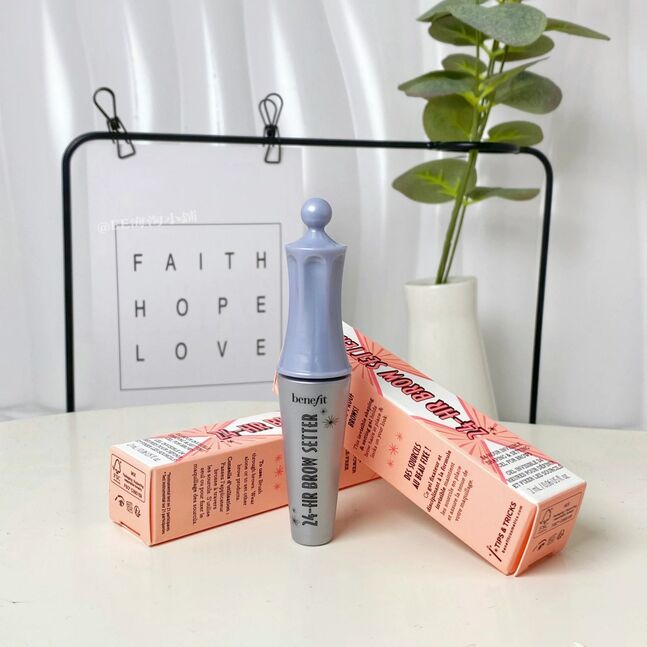 Benefit brow gel 