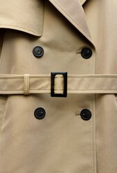 Short trench coat