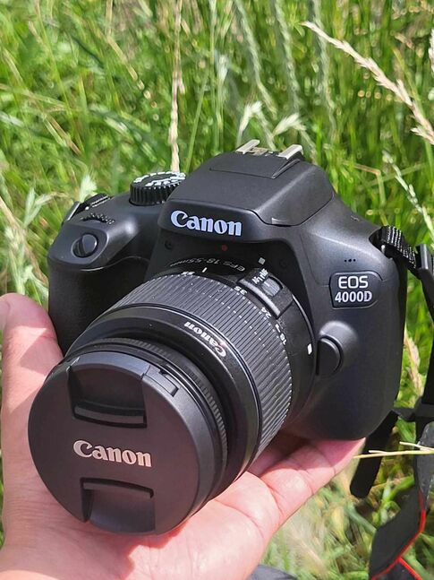 Canon 4000d