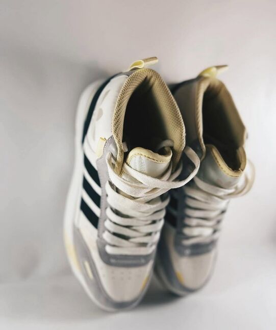 Adidas post up 
