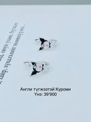 Куроми мөнгөн ээмэг