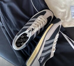 Adidas sl 72