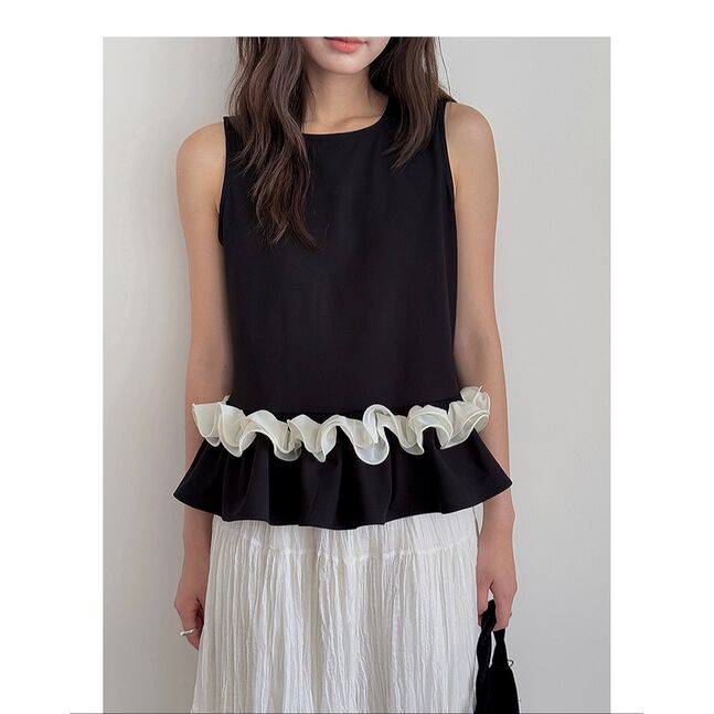 Flowy black sleeveless shirt