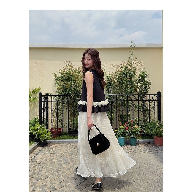 Flowy black sleeveless shirt