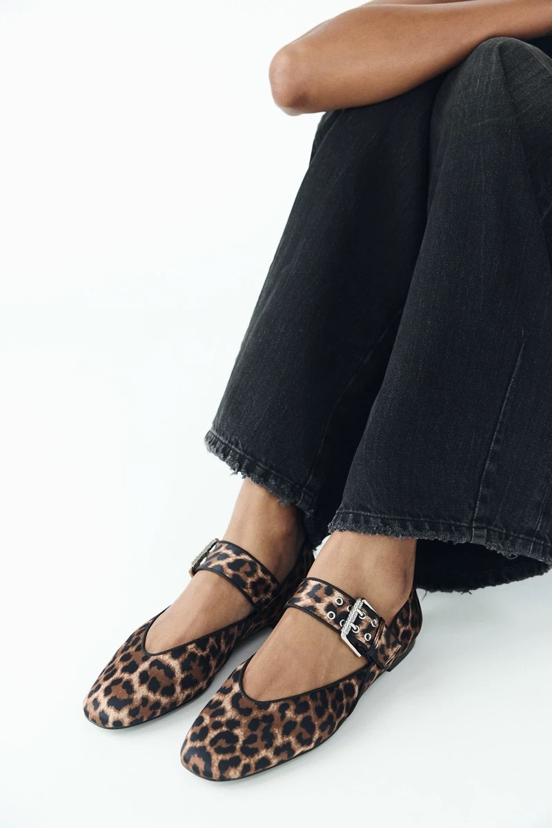 Zara leopard ballet flat