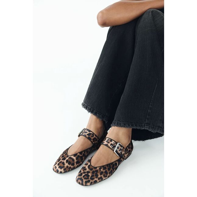 Zara leopard ballet flat