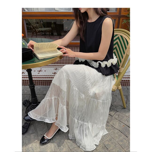 Flowy black sleeveless shirt