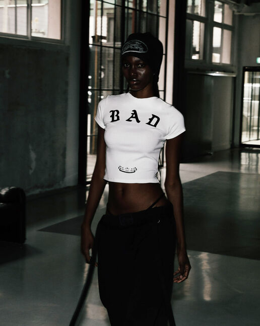 ★BADBLOOD★ Mystic Logo Jersey Short Sleeve Slim Fit White Mystic Logo Short Sleeve Slim Fit - White