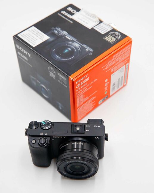 Sony 6400