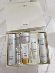 Ohui брэндийн extreme white нарны тостой сэт