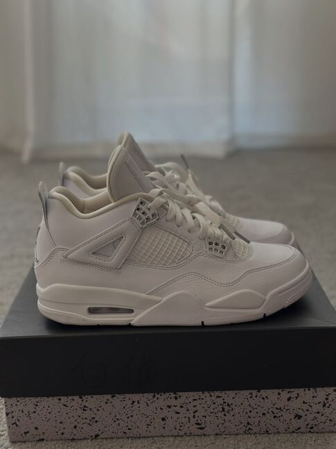 Jordan 4 pure money