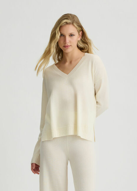 woman  jersey -or pullover-