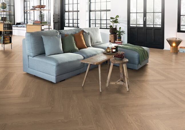 EL2134 Brown Baronia Oak  CLIC it! WV4  32 Herringbone