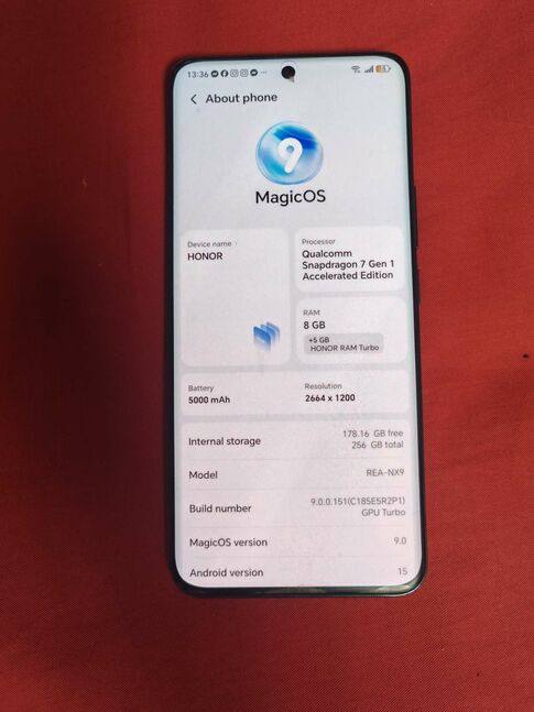Honor 90 зарна.
256gb 