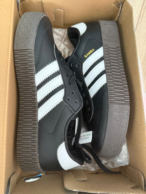 Adidas sambarose 