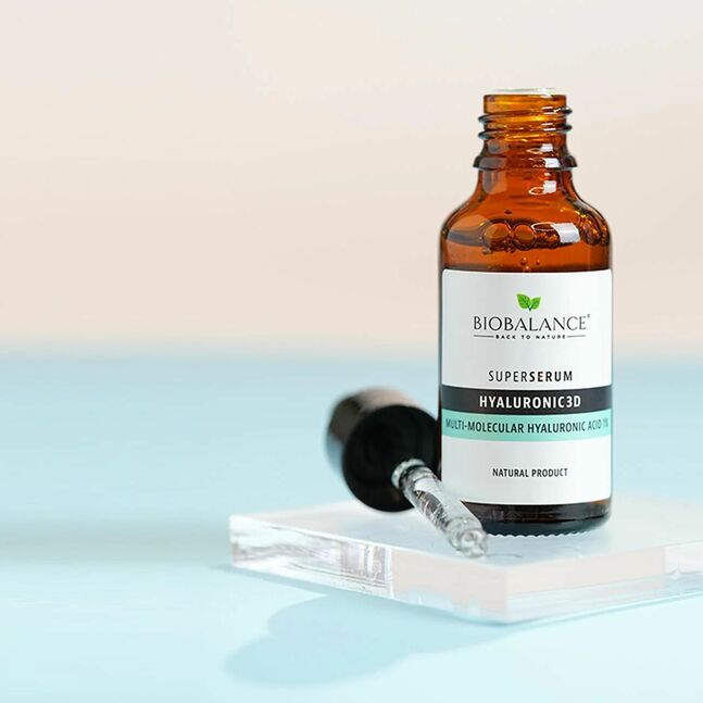 HYALURONIC 3D 
MULTI-MOLECULAR HYALURONIC ACID 1% SUPER SERUM