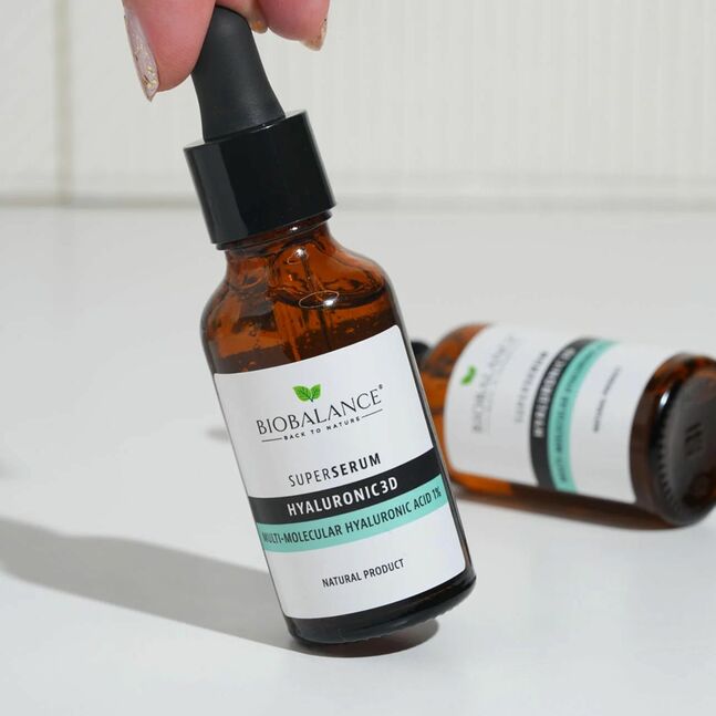 HYALURONIC 3D 
MULTI-MOLECULAR HYALURONIC ACID 1% SUPER SERUM