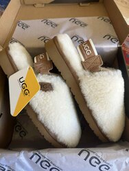 Ugg size 38