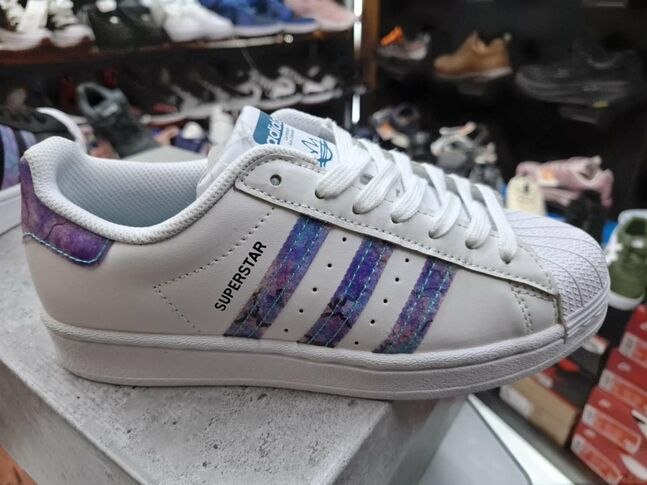 Superstar