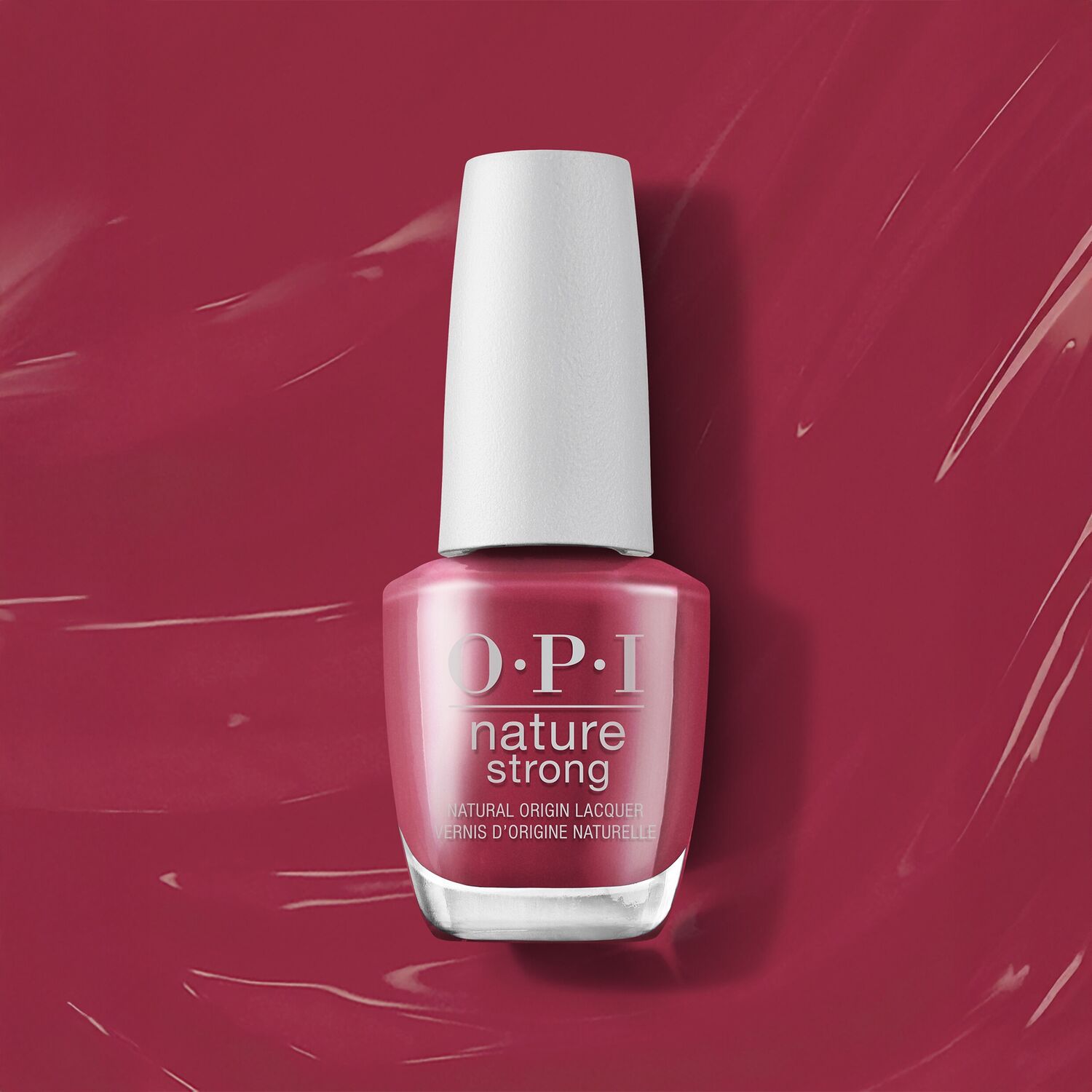 OPI NS- GIVE A GARNET  , RED 15ML