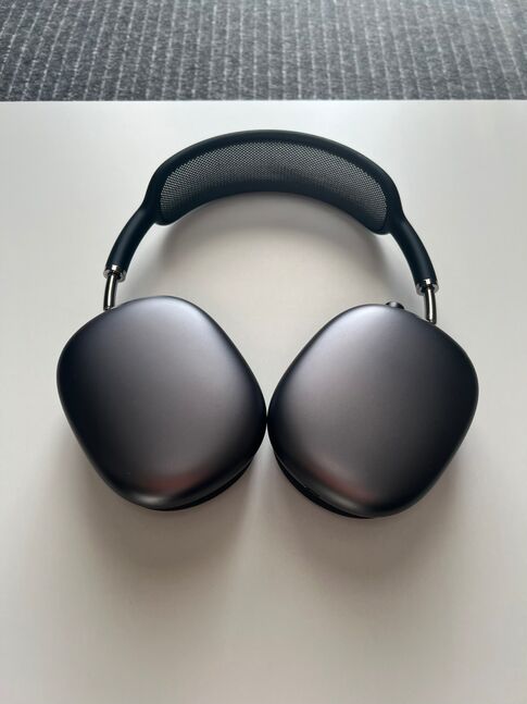 Airpods max