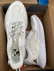 Adidas заалны пүүз