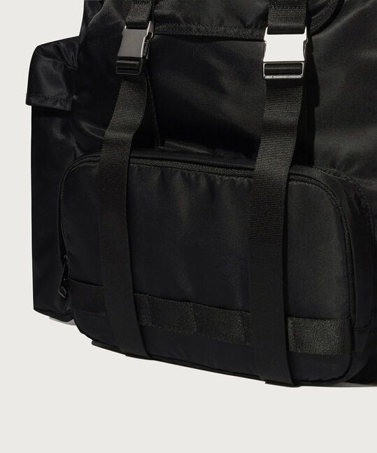 AUTHENTIC NYLON BUCKLE BACKPACK