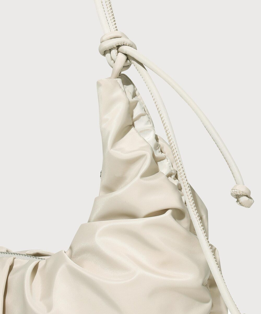 CLOVER HEART STRING HOBO BAG