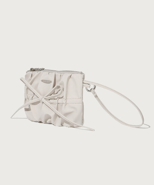 CLOVER HEART RIBBON HANDLE POUCH
