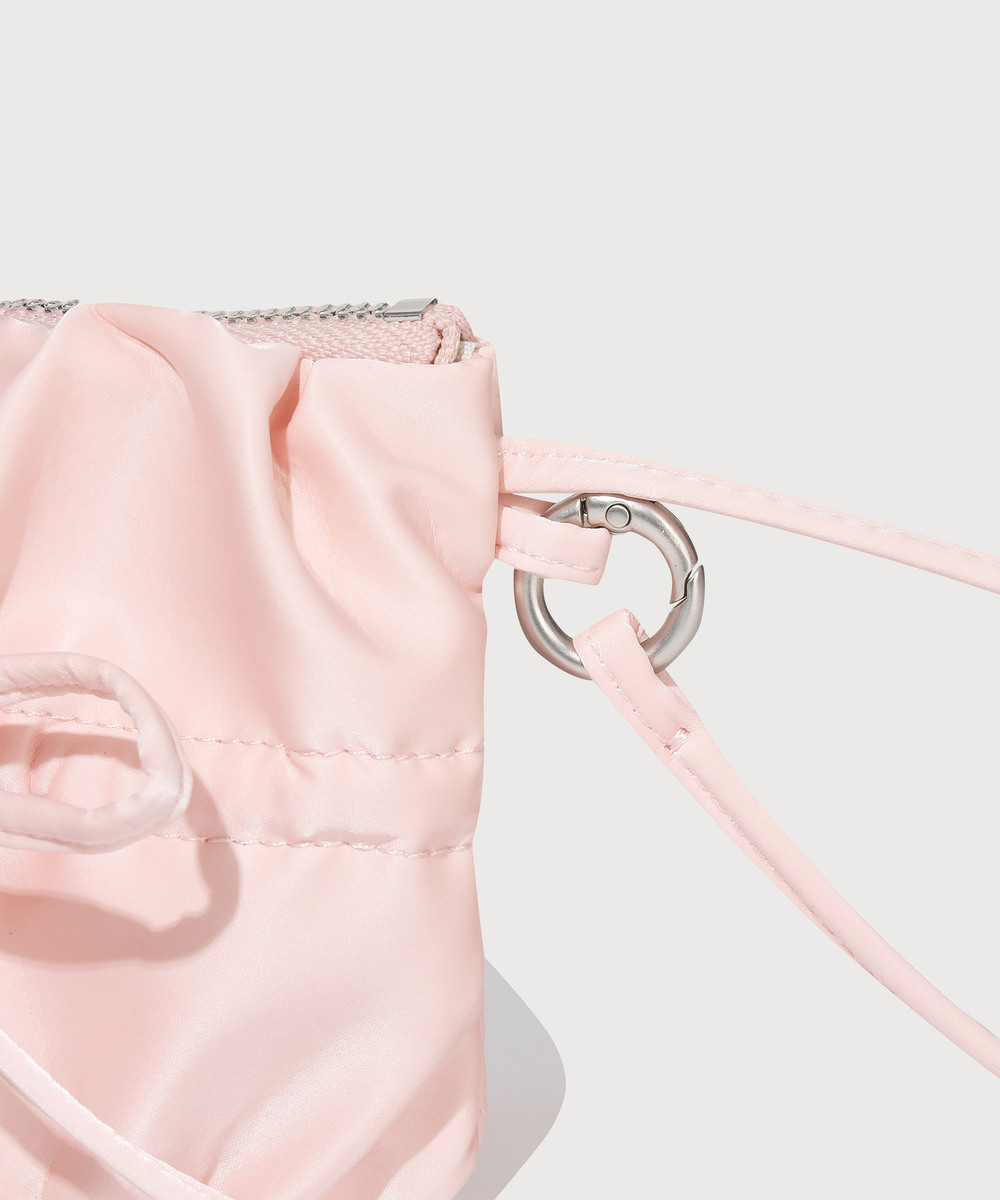 CLOVER HEART RIBBON HANDLE POUCH