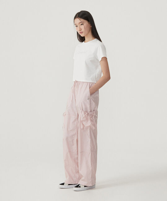 WOMEN'S CROP FIT HOTFIX LOGO T-SHIRT
