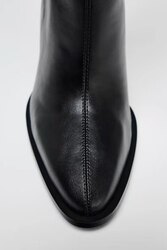 Zara long boots 35 36