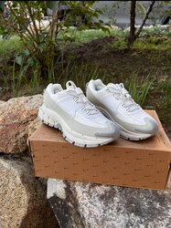 Nike air zoom vomero 5 roam
